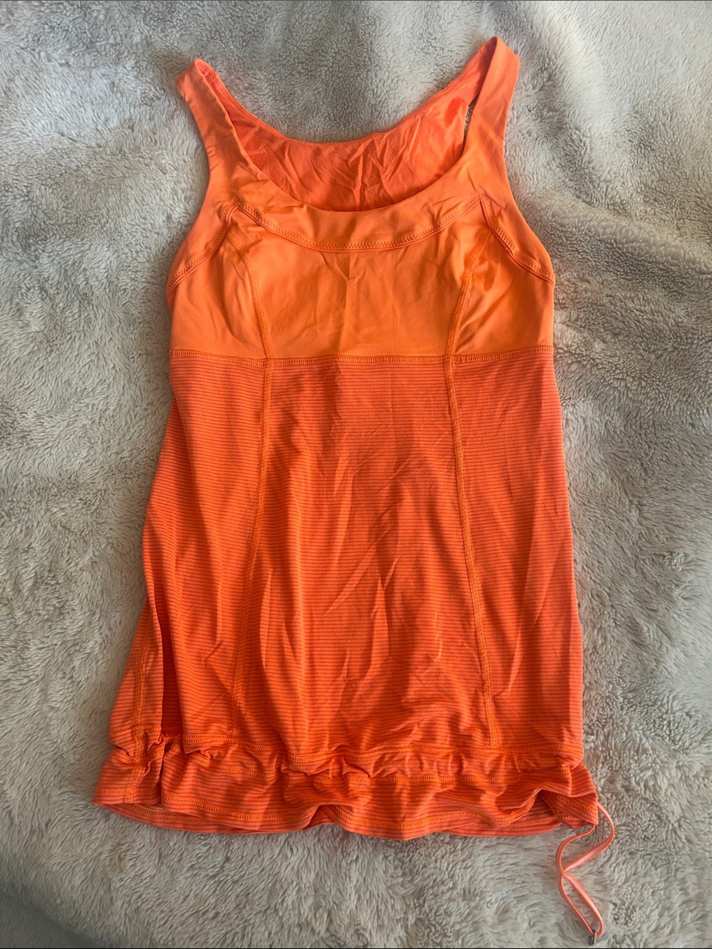 Lululemon tank, no tag, fits small